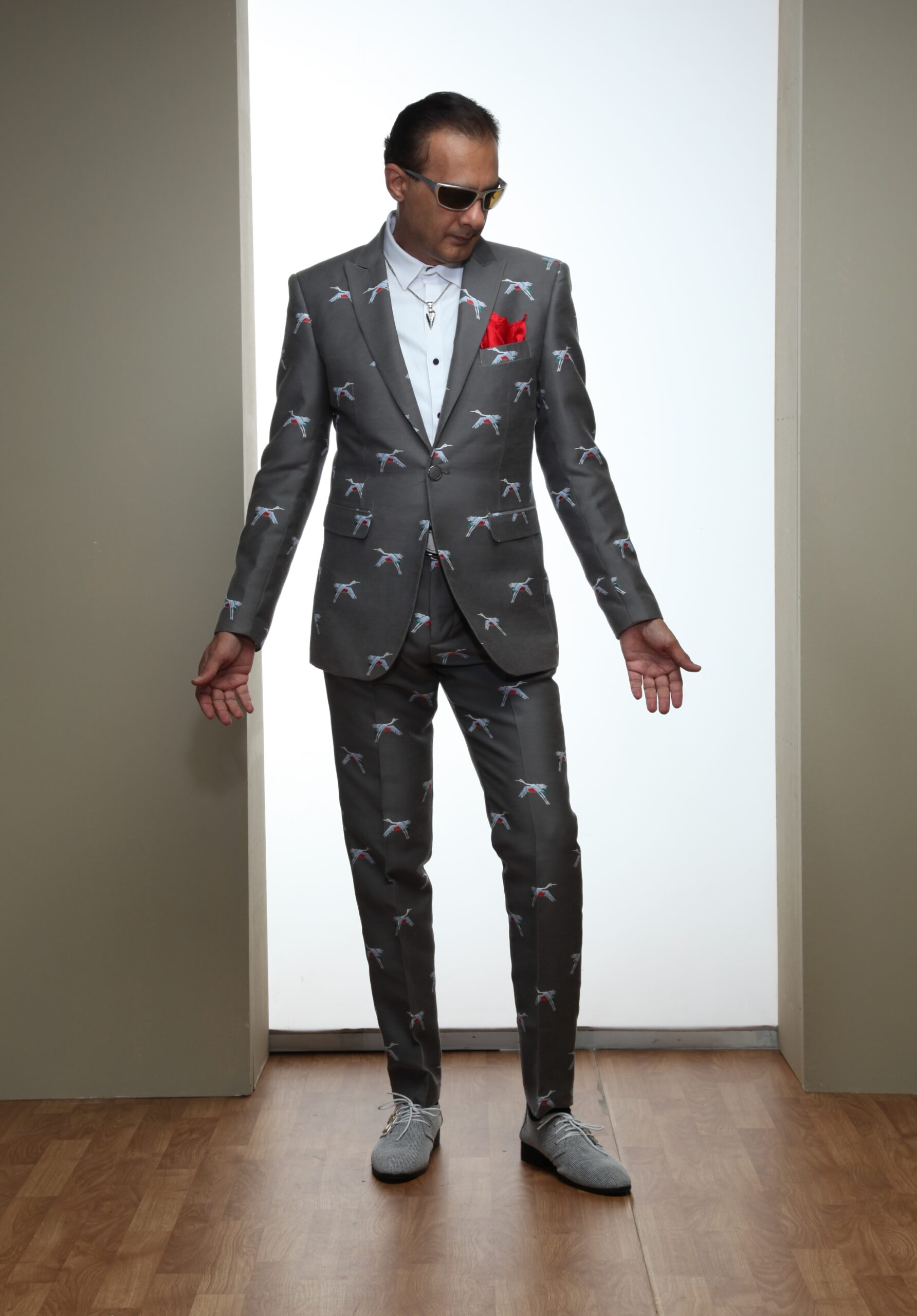 MST-5009-01-rent_rental_hire_tuxedo_suit_black_tie_suit_designer_suits_shop_tailor_tailors_singapore_wedding