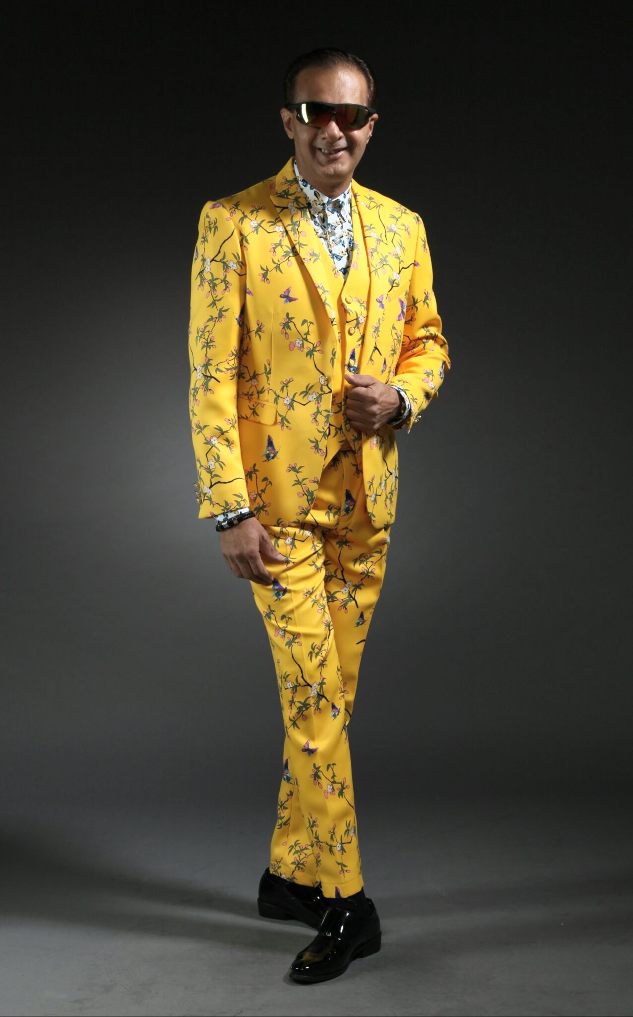 mens black tie suits