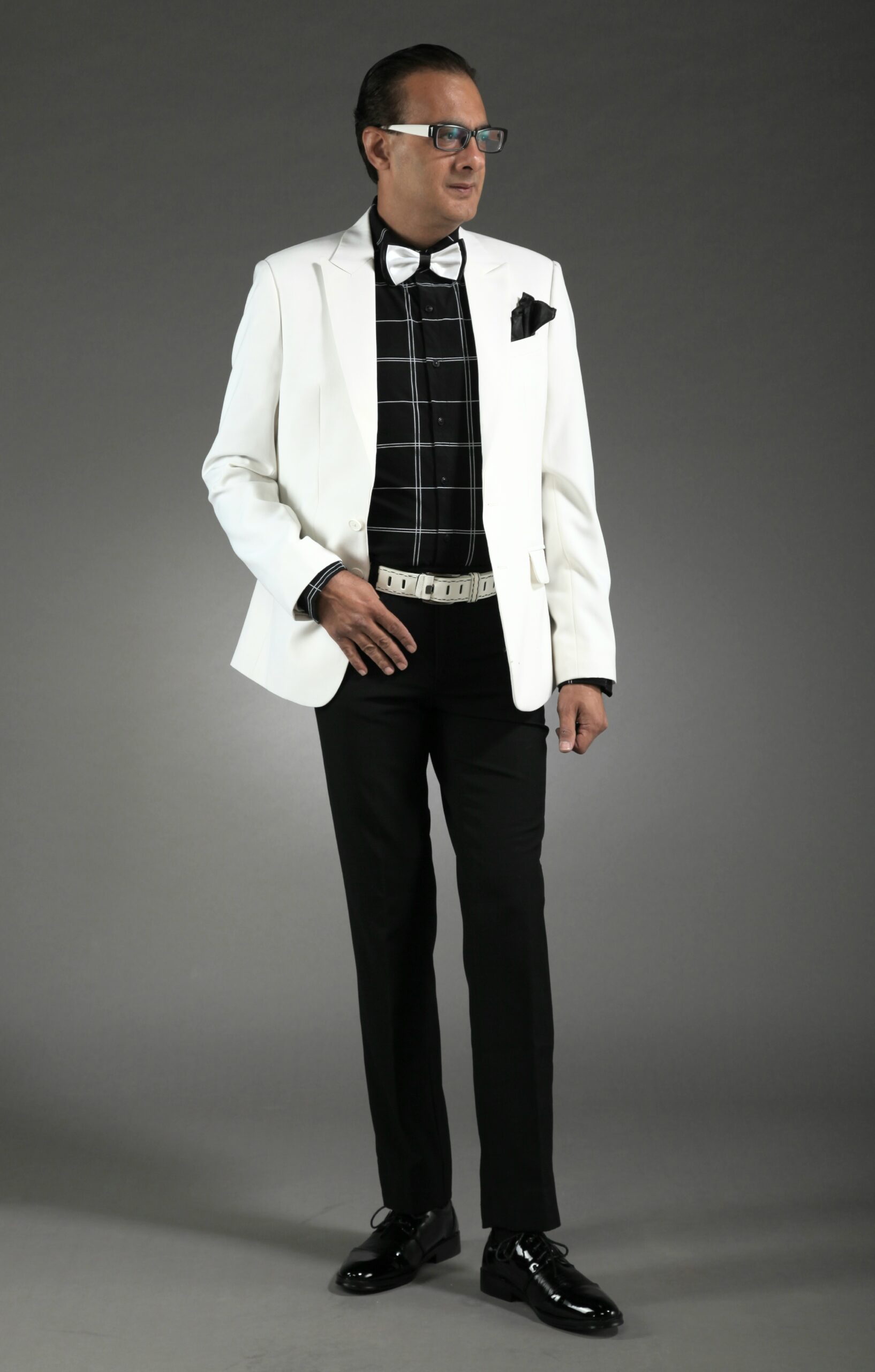 MST-5055-01-rent_rental_hire_tuxedo_suit_black_tie_suit_designer_suits_shop_tailor_tailors_singapore_wedding