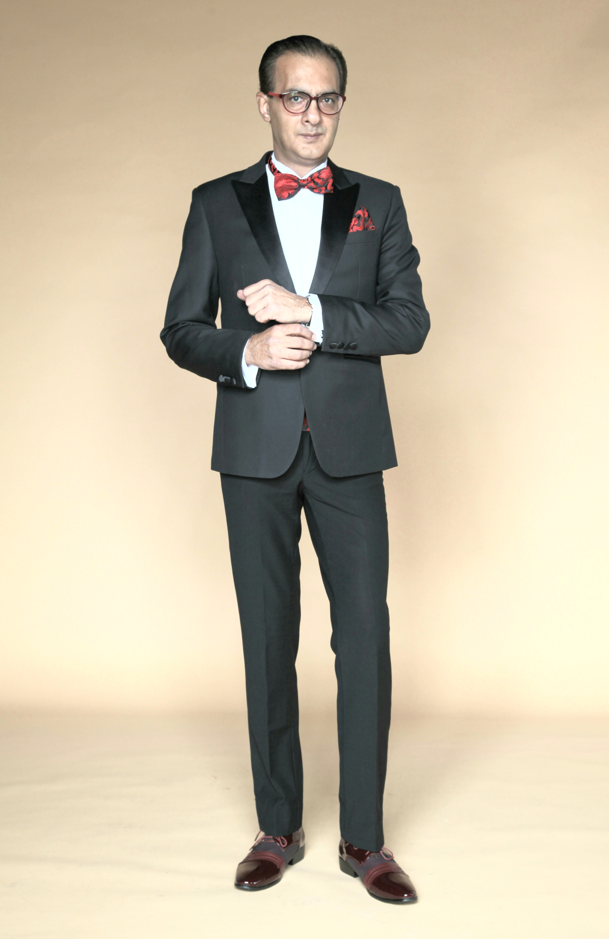MST-5061-02-rent_rental_hire_tuxedo_suit_black_tie_suit_designer_suits_shop_tailor_tailors_singapore_wedding